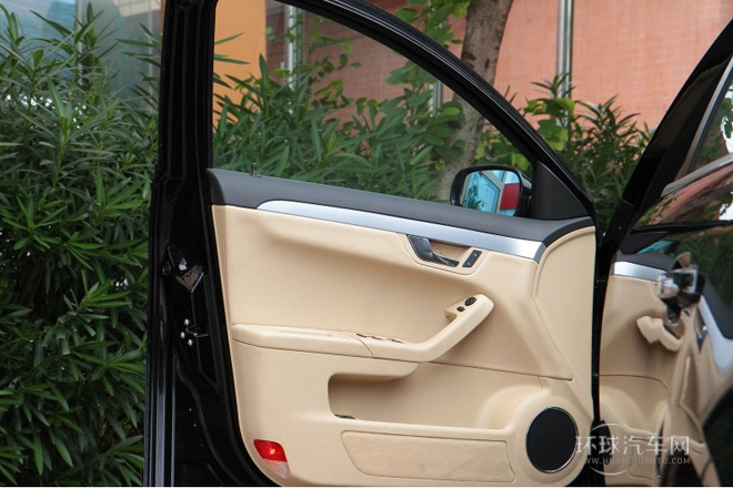 2012款 2.0T 自动豪华型