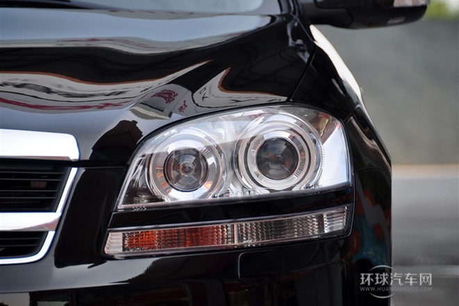2011款 2.0T 自动豪华型