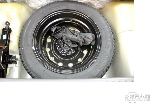2011款 1.0L 手动智惠型