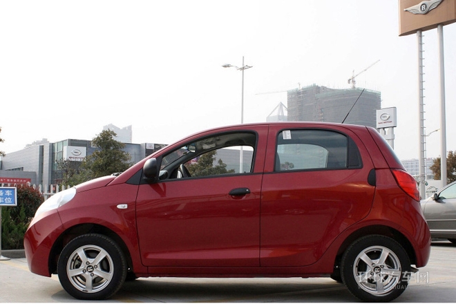 2011款 1.3L 自动豪华型