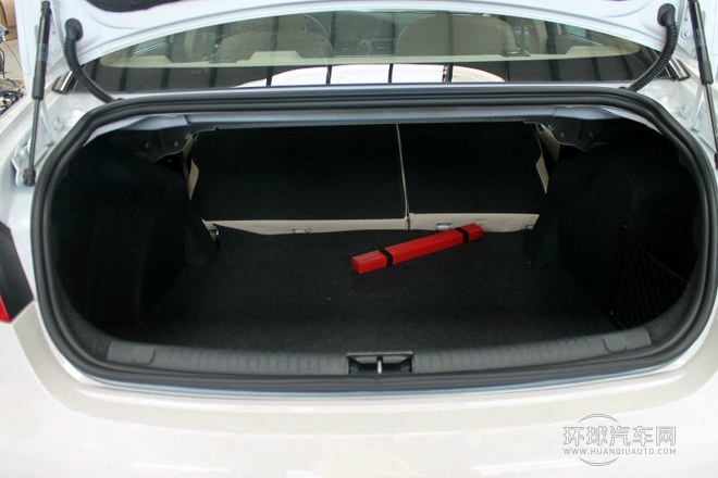 2013款 经典版 550 1.8L 自动豪华型