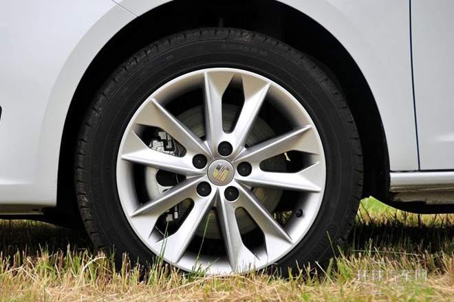 2013款 1.4TSI 5门版FR