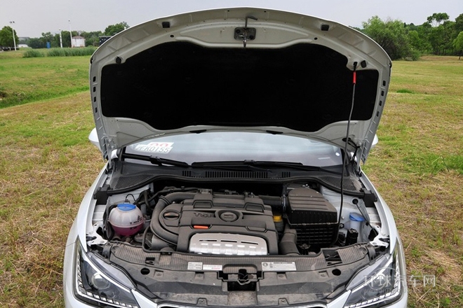 2013款 1.4TSI 5门版FR