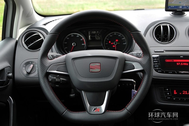 2013款 1.4TSI 5门版FR