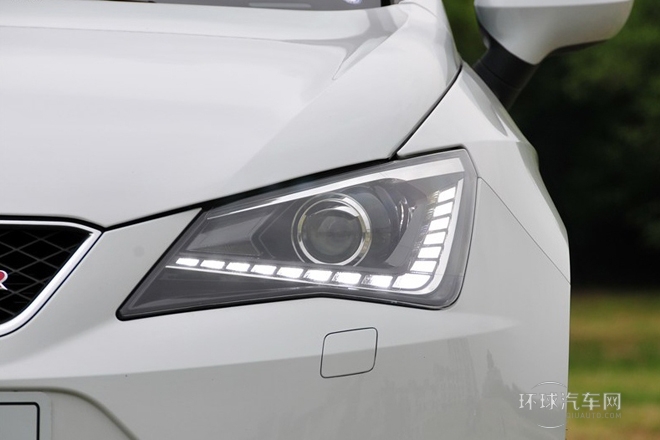2013款 1.4TSI 5门版FR