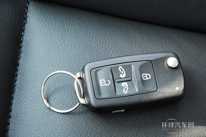 2013款 1.8TSI 豪华导航版 欧V