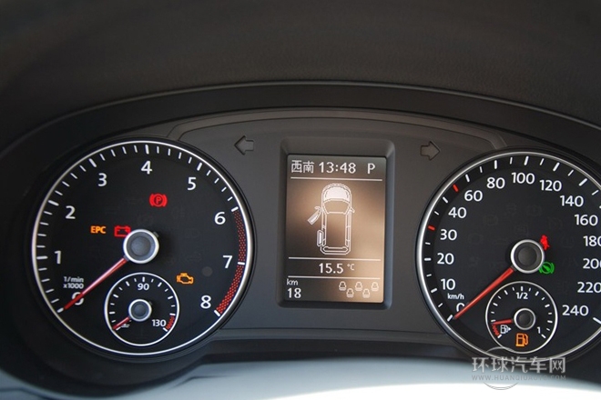 2013款 1.8TSI 豪华导航版 欧V
