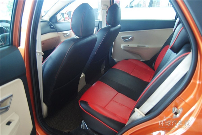 2013款 两厢 1.5L AMT锐意版