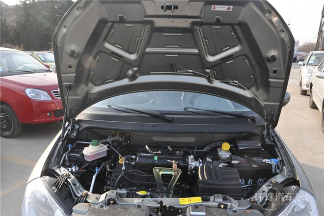 2012款 1.0L 手动标准型