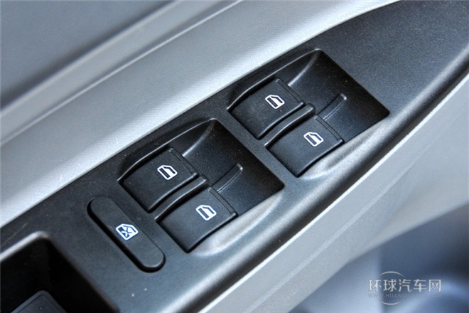 2012款 1.5L 手动舒适型