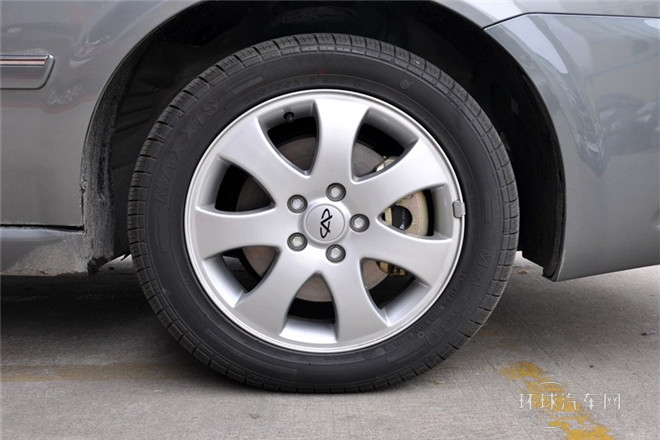 2012款 1.8L CVT导航版