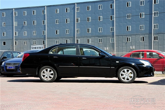 2012款 1.8L 手动豪华版