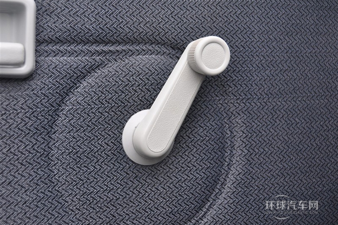 2010款 0.8L 舒适型