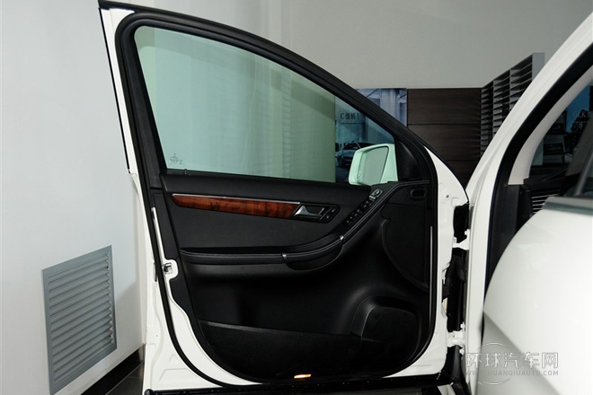 2011款R300L豪华版