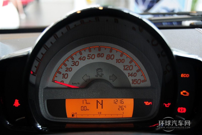 2014款 1.0 MHD 硬顶城市光波激情版