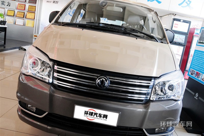 2014款 M5 Q3 2.0L 7座短轴豪华型
