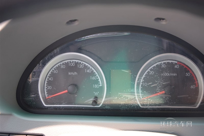 2014款 3.0T厢货车短轴中顶ZD30
