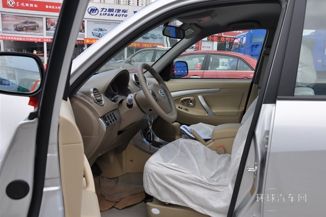 2013款 1.6L 手动5门标准型