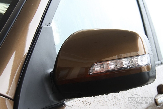 2012款 1.8L 自动豪华型
