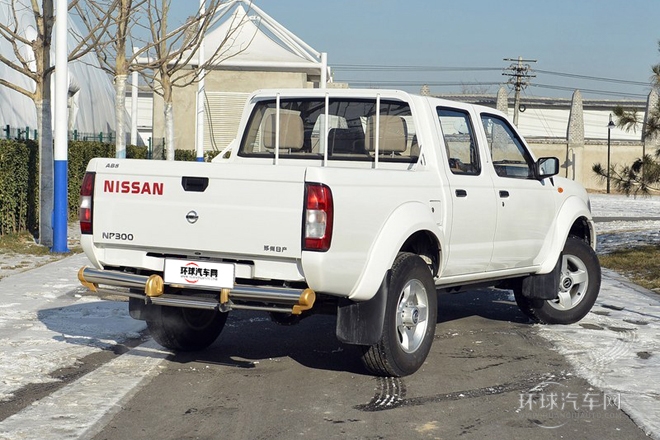 2011款 2.4L汽油四驱高级型