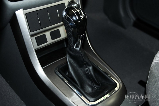 2013款 三厢 1.5L 手动进取型