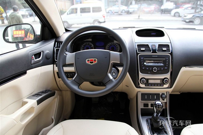 2013款 三厢 1.5L 手动精英型