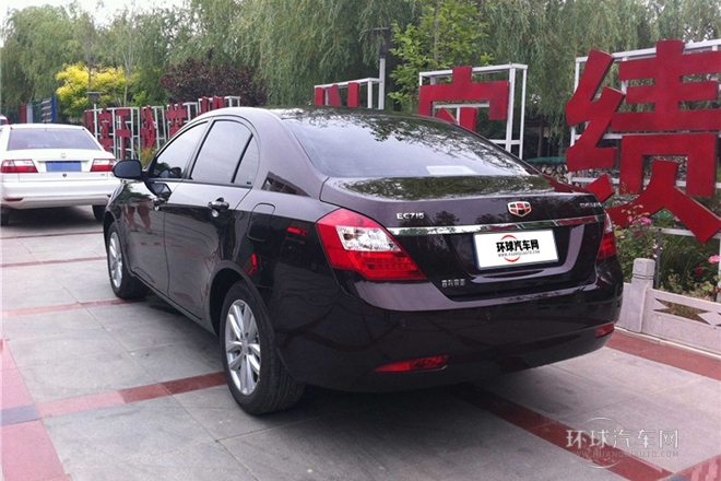 2013款 三厢 1.5L 手动精英型