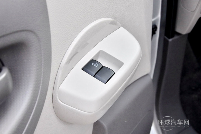 2014款 1.6L CVT尊雅型 国IV