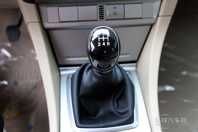 2013款 三厢经典 1.8L MT百万纪念版