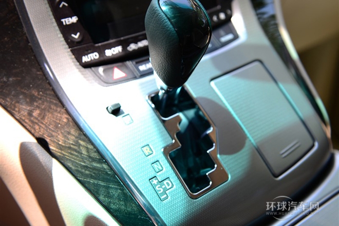2012款 3.5L 尊贵版