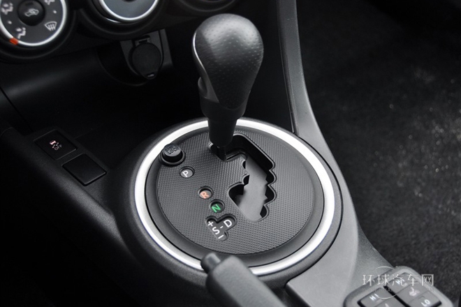 2011款 2.5L 豪华版