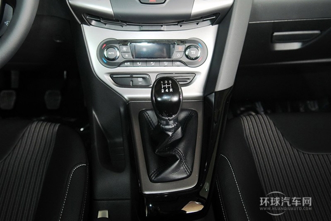 2012款 两厢 1.6L MT风尚型