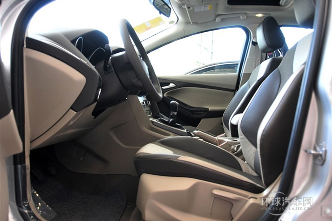2012款 三厢 1.6L MT风尚型