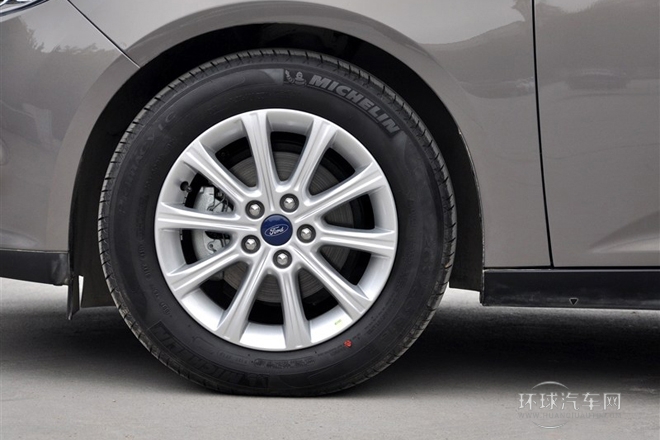 2012款 三厢 1.6L AT尊贵型