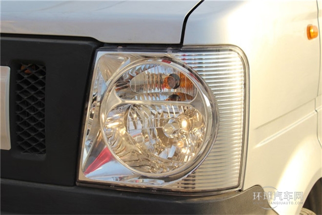 2011款 1.3L基本型无护栏