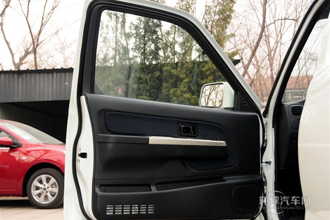 2013款 2.4L 四驱标准型 国IV