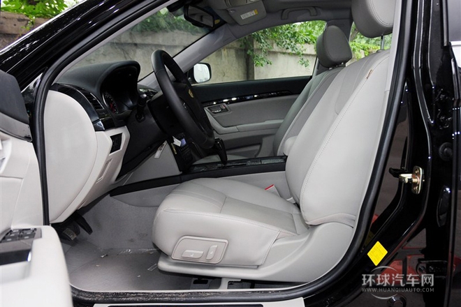 2013款 2.4L 自动尊贵型