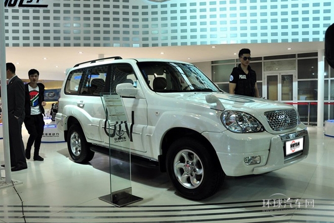 2012款 2.4L 手动两驱豪华型