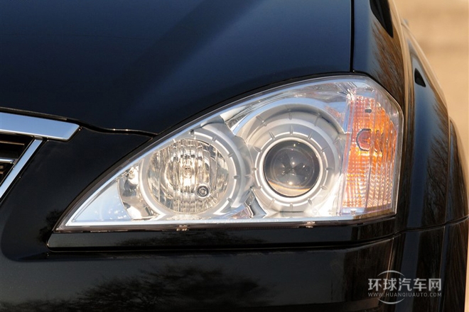2011款 2.0T 四驱豪华导航版