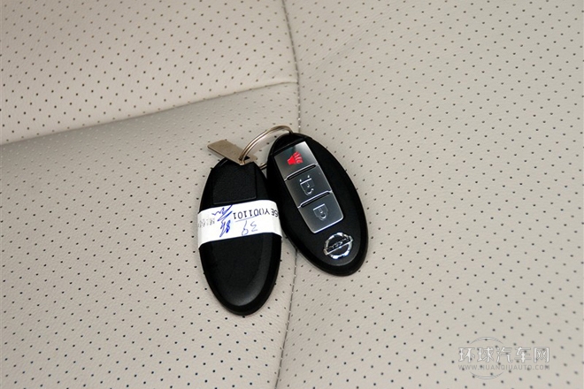 2011款 1.6L CVT豪华型