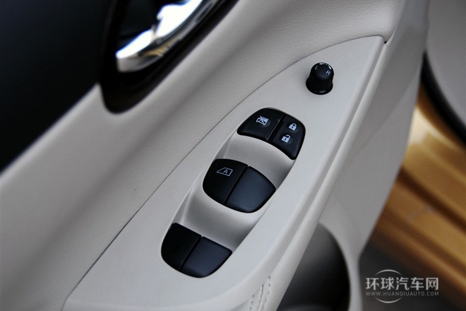 2011款 1.6L CVT豪华型