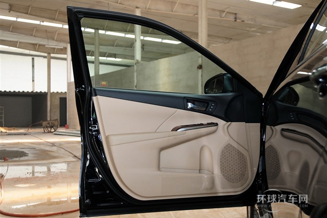 2012款 2.5V 至尊导航版