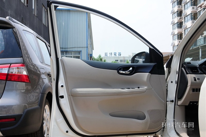 2011款 1.6L 手动智能型