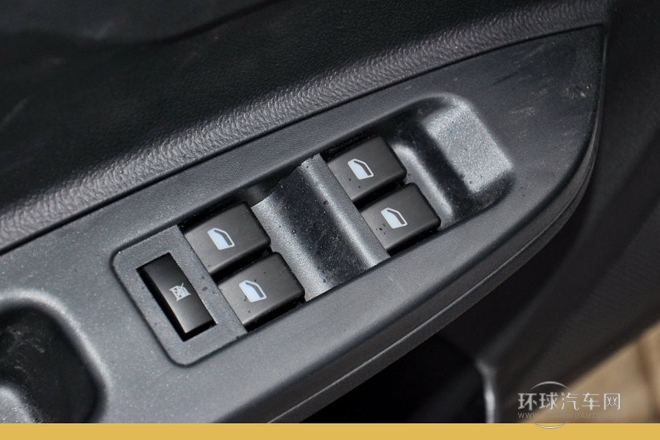 2013款 1.5L 手动进取型 国V