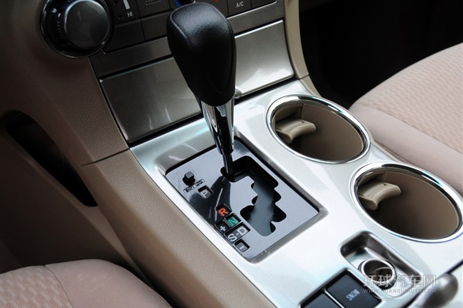 2012款 2.7L 两驱5座精英版