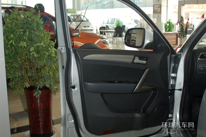 2014款 1.5T 手动尊贵型