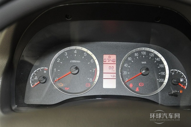 2013款 1.3L 手动舒适型4A90M