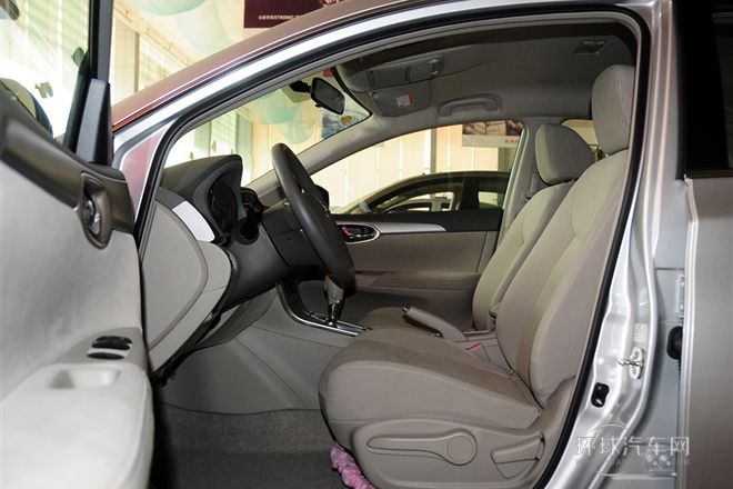 2012款 1.6XE CVT舒适版