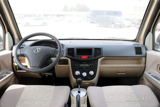 2014款 1.2L超值版厢货 基本型A12京V（两座）