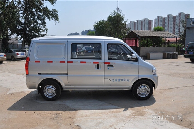 2014款 1.2L超值版厢货 基本型A12京V（五座）